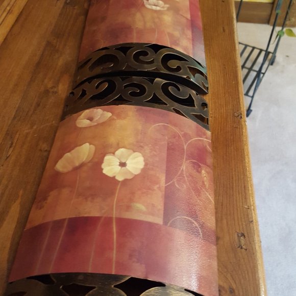 Decorative Wall hangings - Picture 3 of 4